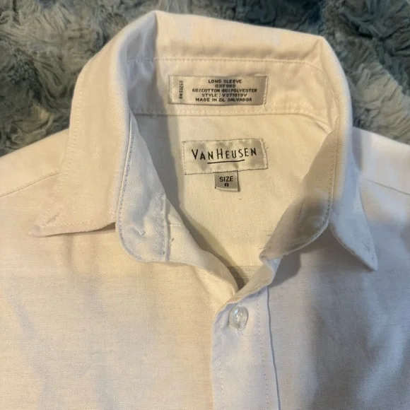 Van Heusen Kid’s White Button-Down Shirt Boys - Picture 2 of 2